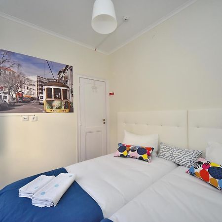 Train Lisbon Hostel Екстериор снимка