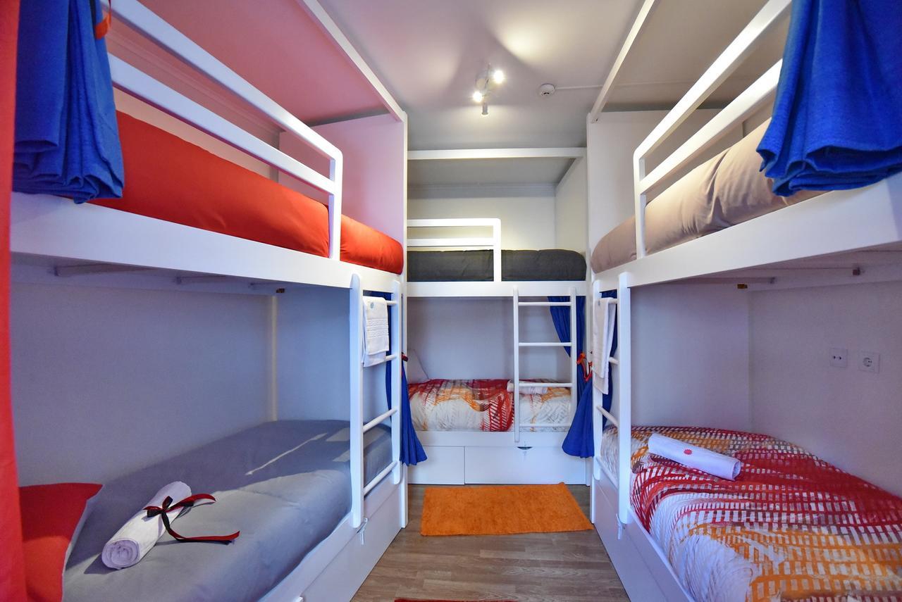 Train Lisbon Hostel Екстериор снимка