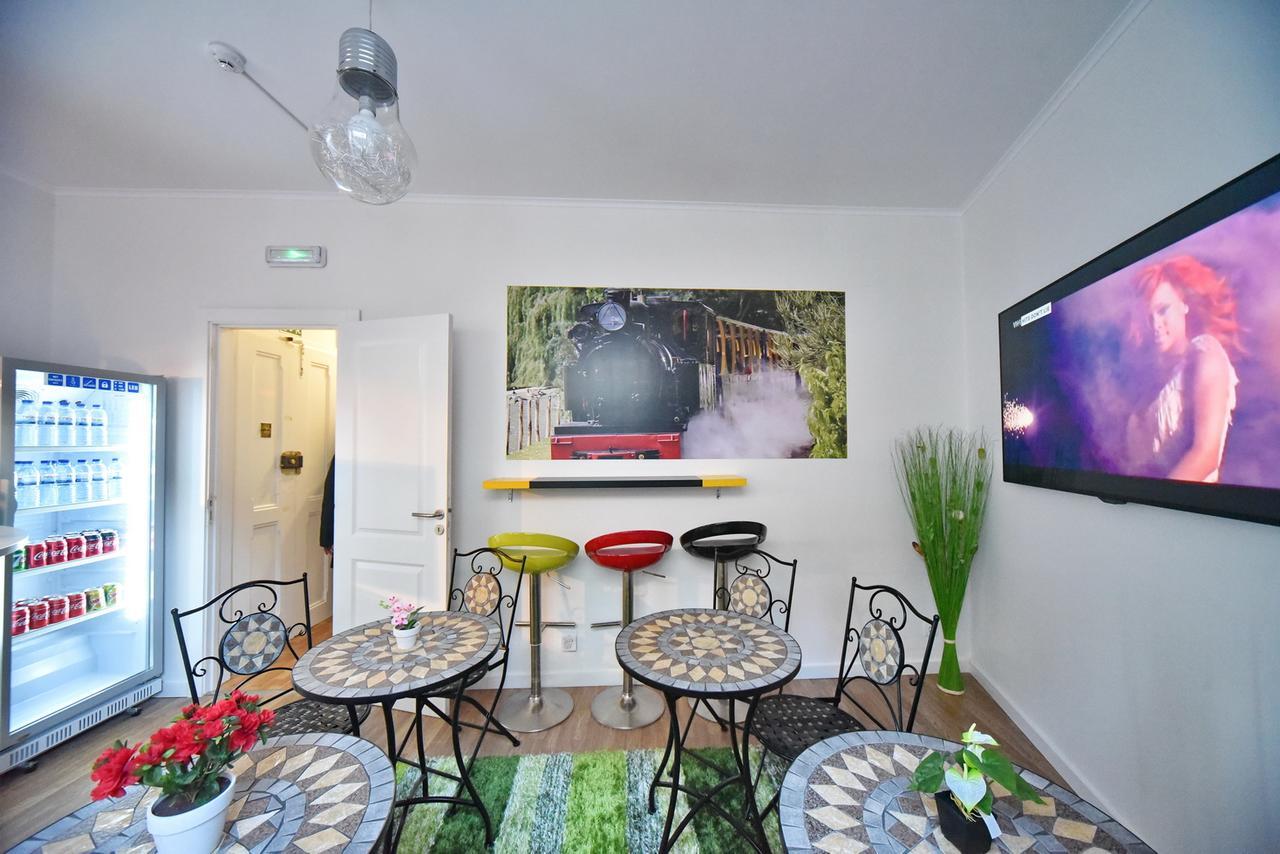 Train Lisbon Hostel Екстериор снимка