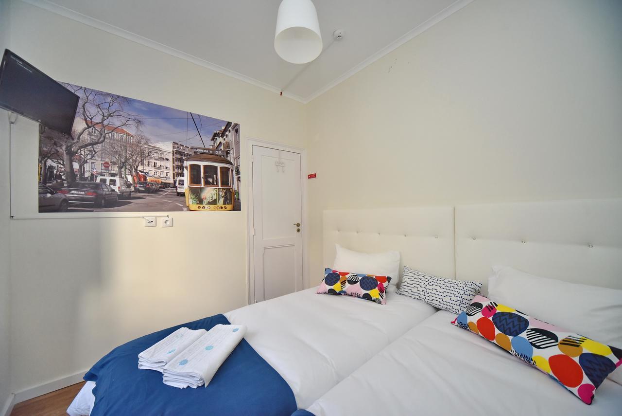 Train Lisbon Hostel Екстериор снимка